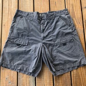 Eddie Bauer Legend Shorts size 38